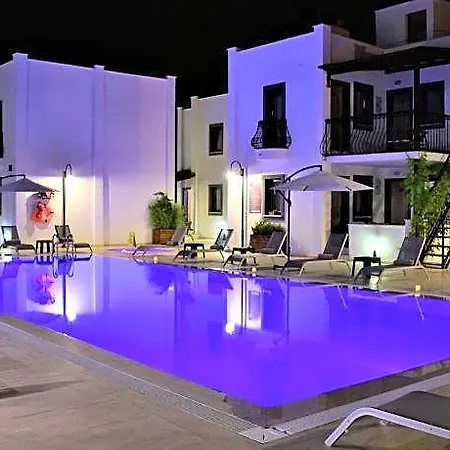 فندق Modern Life Bodrum 5*