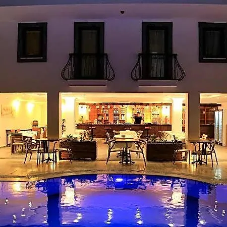 Modern Life Bodrum فندق