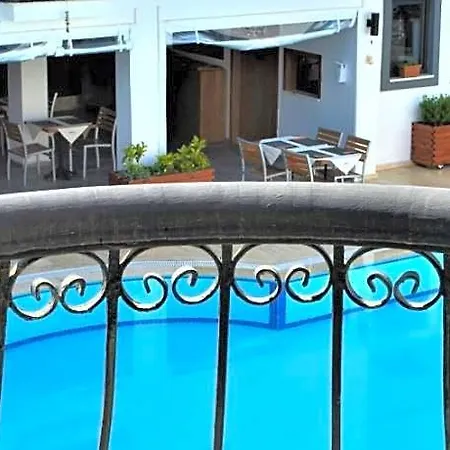 Modern Life Bodrum فندق 5*