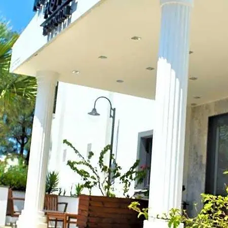 Modern Life Bodrum 5* غومْبيت