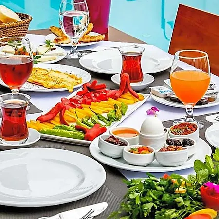 Modern Life Bodrum فندق غومْبيت